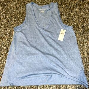American Eagle NWT V Neck Wide Strap Tank Gray